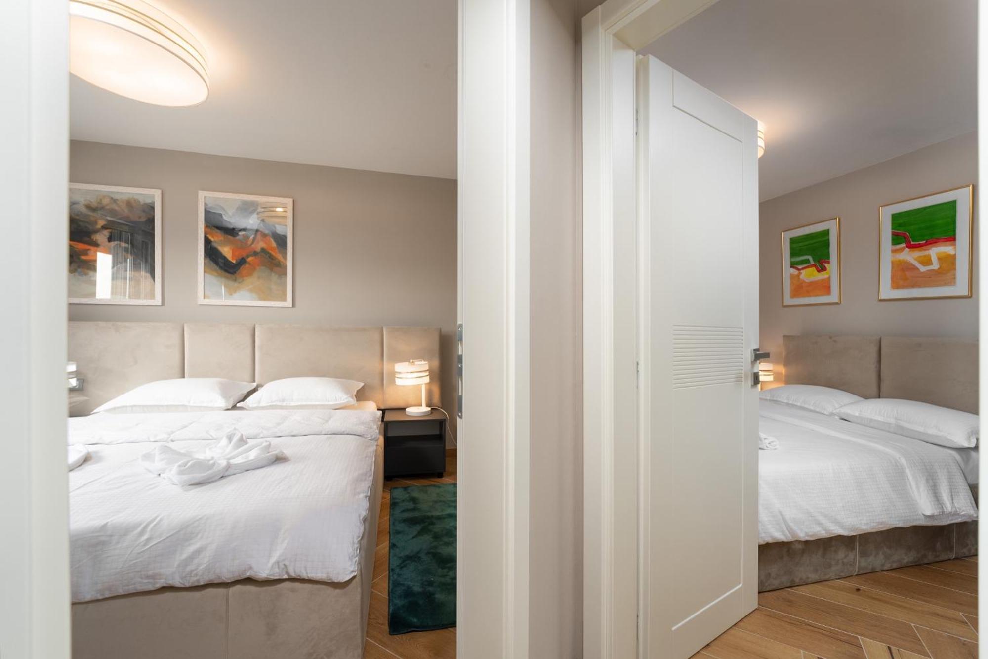 Larum Apartmens Vrsar Bagian luar foto