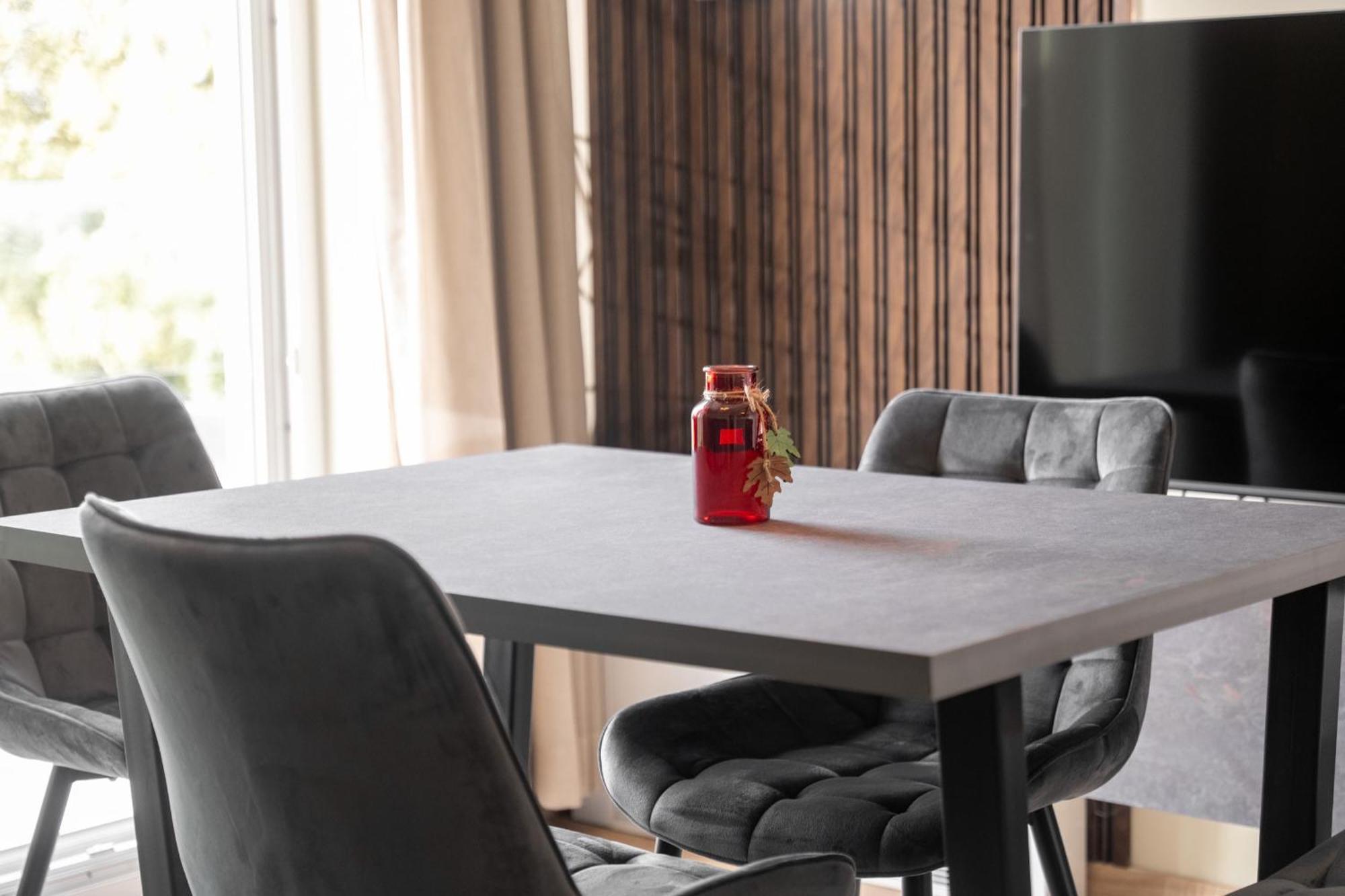 Larum Apartmens Vrsar Bagian luar foto